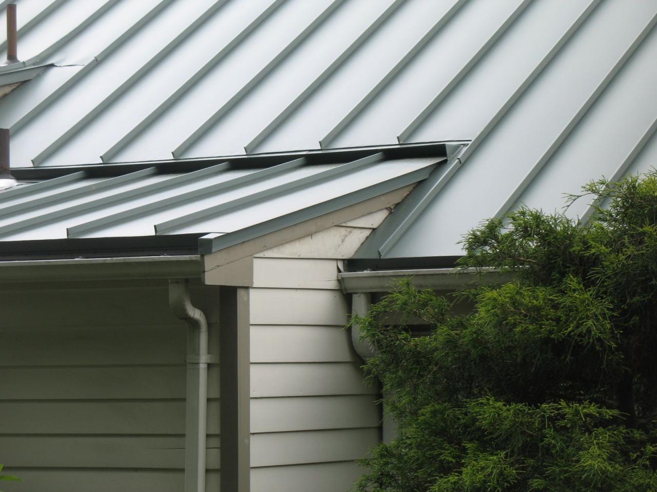 Seam standing roof metal galvalume roofing close up contractor palmetto bay general roofs finish mill rausabuilders certified july posted