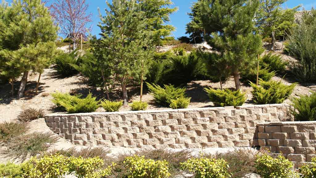 Concrete block wall contractors near me