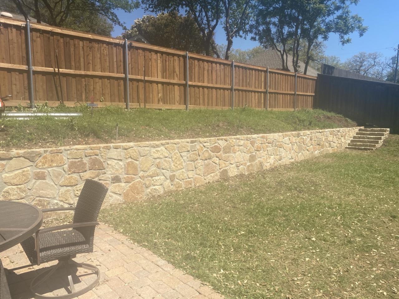 Milsap stone retaining wall